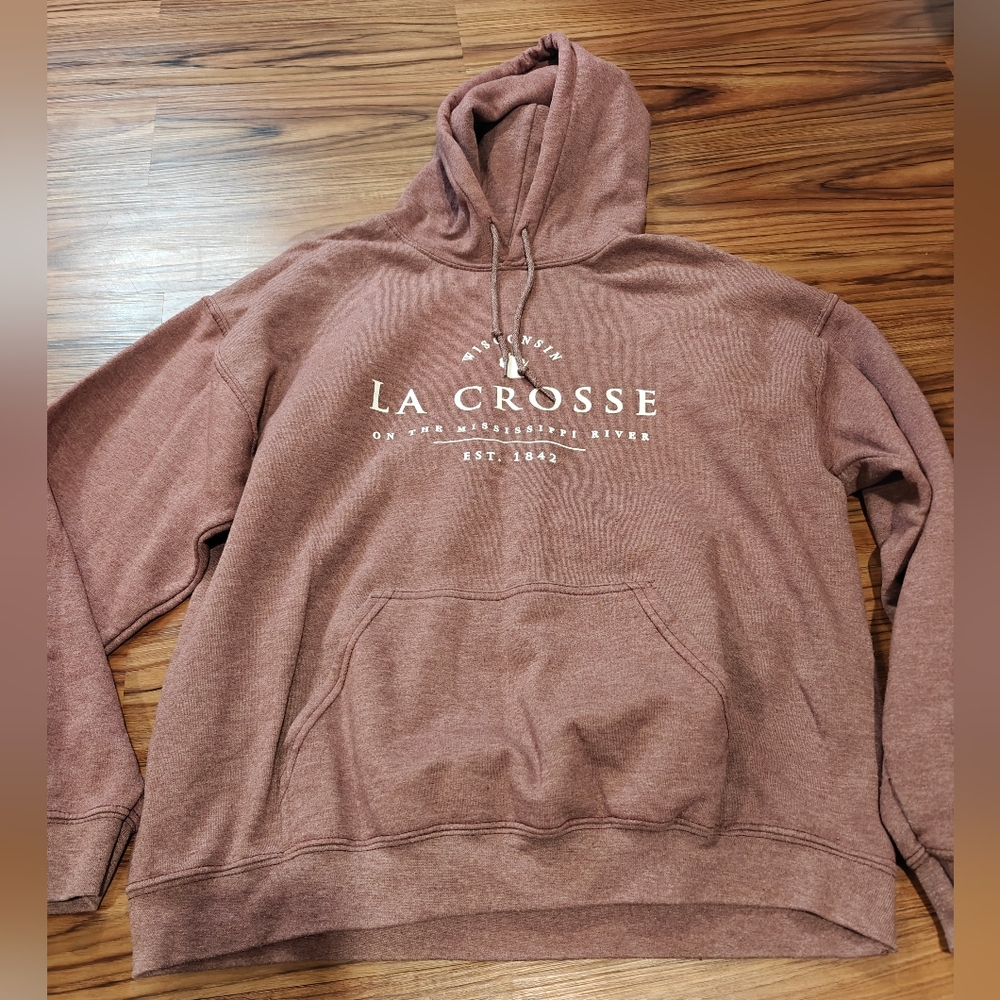 🔥 2/$10 3/$12 LaCrosse Men's Hoodie in Mauve Brown Wisconsin